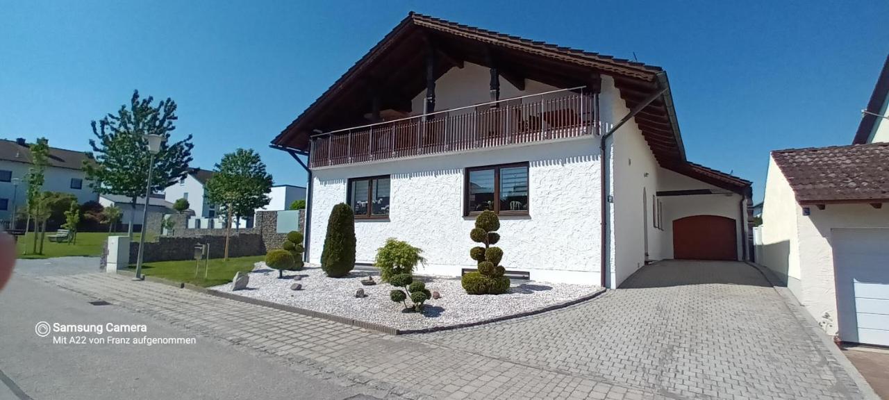 Appartement Koeck 110Qm Reisbach Buitenkant foto